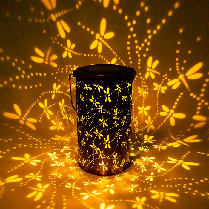 Zonnelantaarn met libellen – Draagbare tuinlamp met licht- en schaduwpatronen