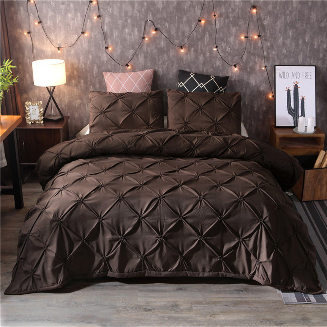 Luxury Soft Cotton Bedding Set with Breathable Comfort and Elegant Modern Design