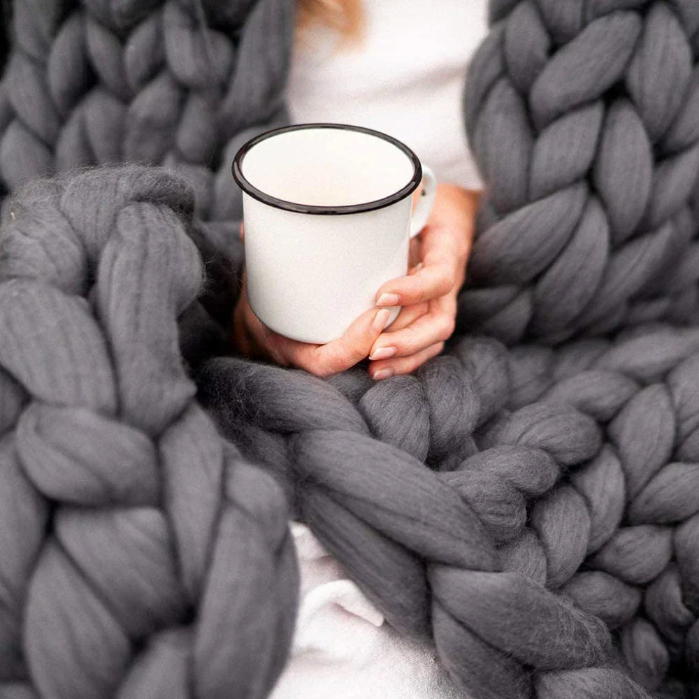 DIY Chunky XL 1000 Gram Knitting Yarn for Soft Blankets - LuxeKnit 3
