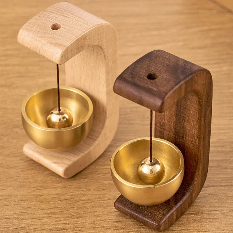 Magnetic tabletop chime