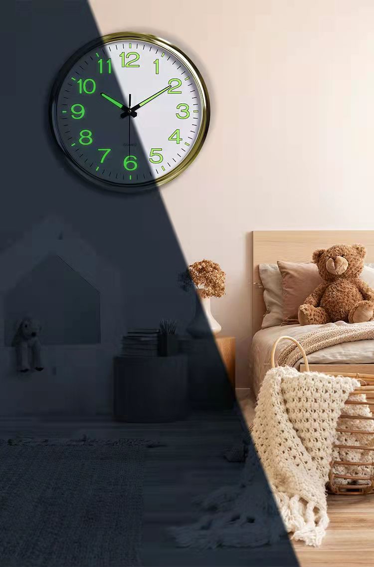 Wall Clock – Silent LED-Illuminated Design for Clear and Modern Time Display