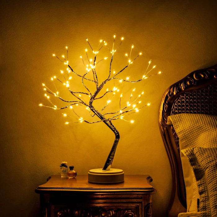 Sprookjeslichtboompje - tafelmodel, helder genoeg om bij te lezen