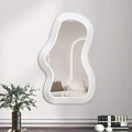 Cloud-Shaped Mirror – Creative Modern Design for Fresh & Decorative Interior Styling