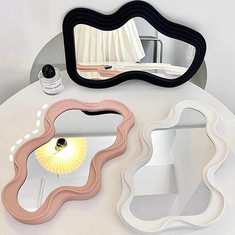 Cloud-Shaped Mirror – Creative Modern Design for Fresh & Decorative Interior Styling